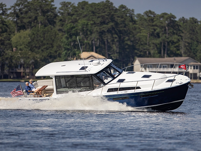 MJM 42 Starboard Profile Shot Running