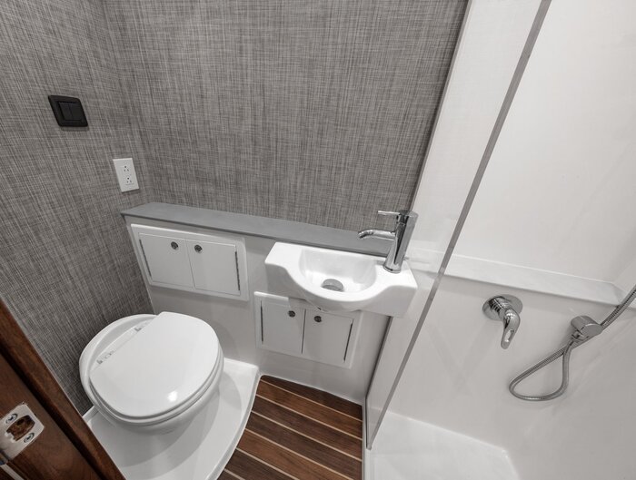 Albemarle 45 Fisharound Express for sale in Virginia 11