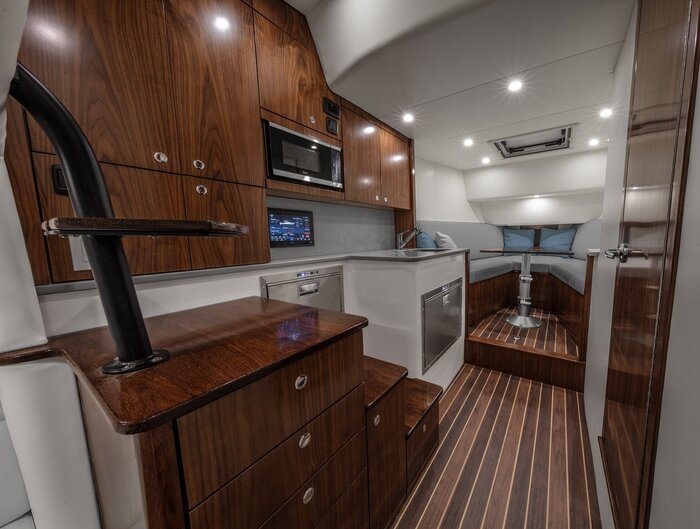 Albemarle 45 Fisharound Express for sale in Virginia 7