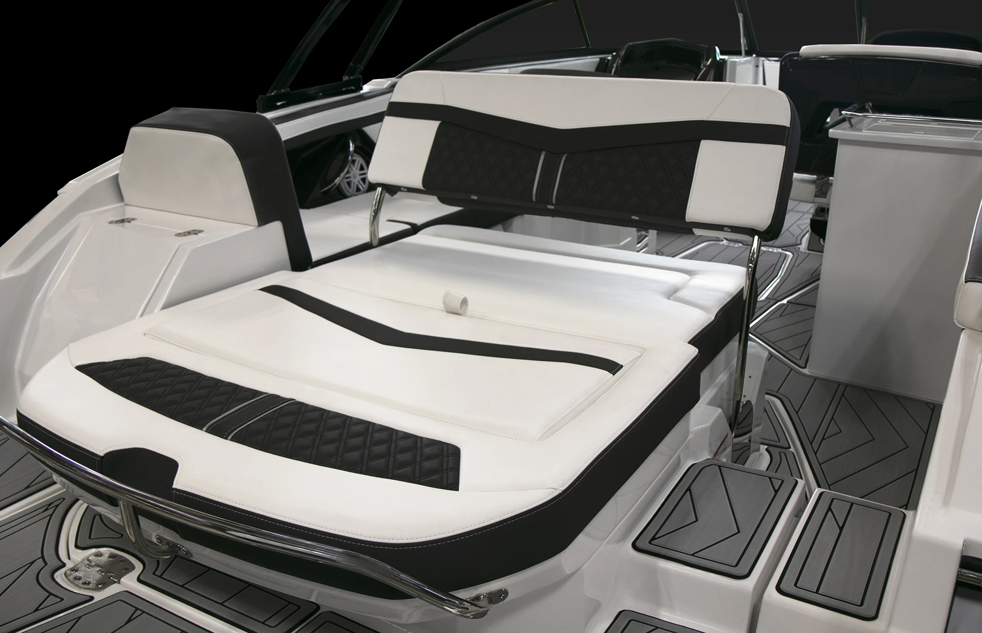 The convertible aft sun pad offers a spacious layout for relaxation, transforming into an extended lounge that maximizes comfort at the stern