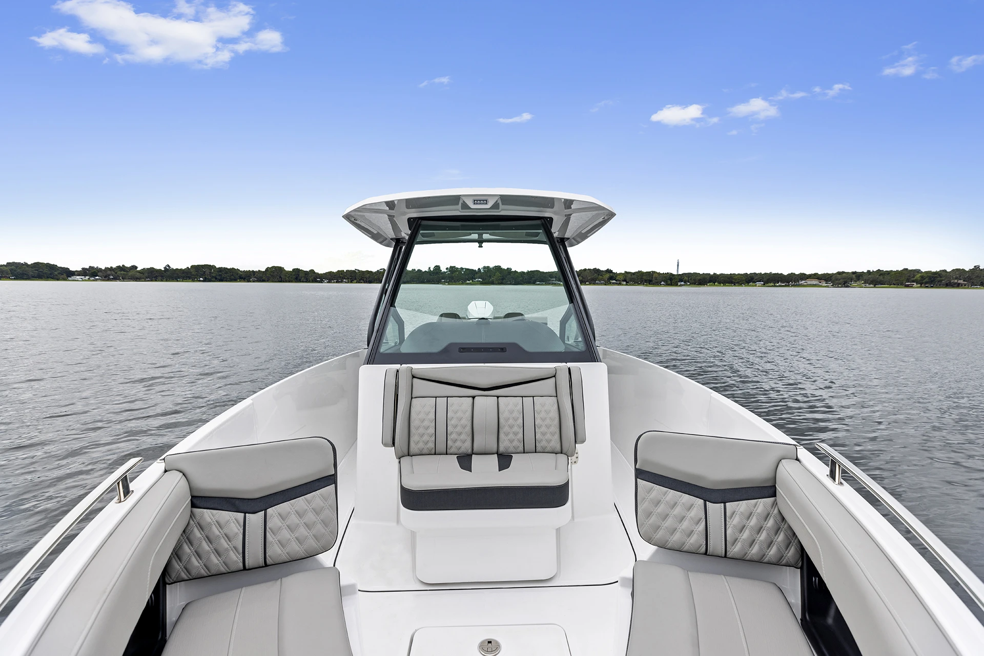 Forward seating and helm hardtop view on the Monterey Elite 27 OB